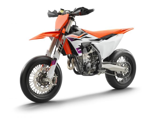 2024 KTM SMR 450 launches with updated graphics Visordown